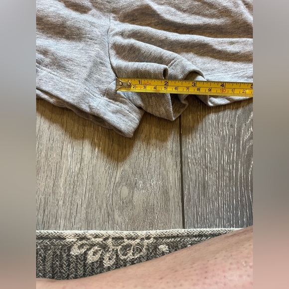 H&M Casual Gray Pocket Sweat-shorts Size XS Heather Gray - Picture 5 of 7